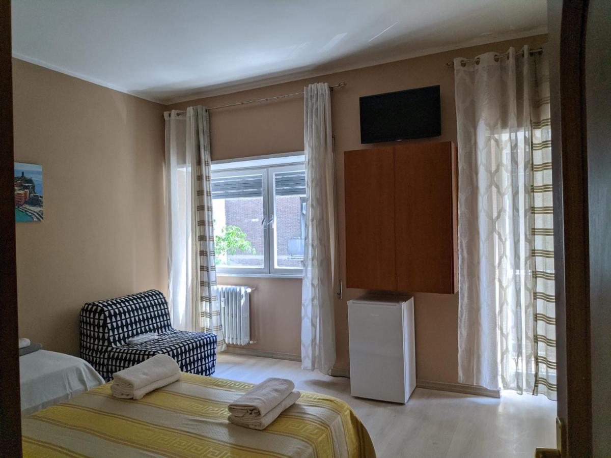 B&B Gina Trastevere โรม ภายนอก รูปภาพ